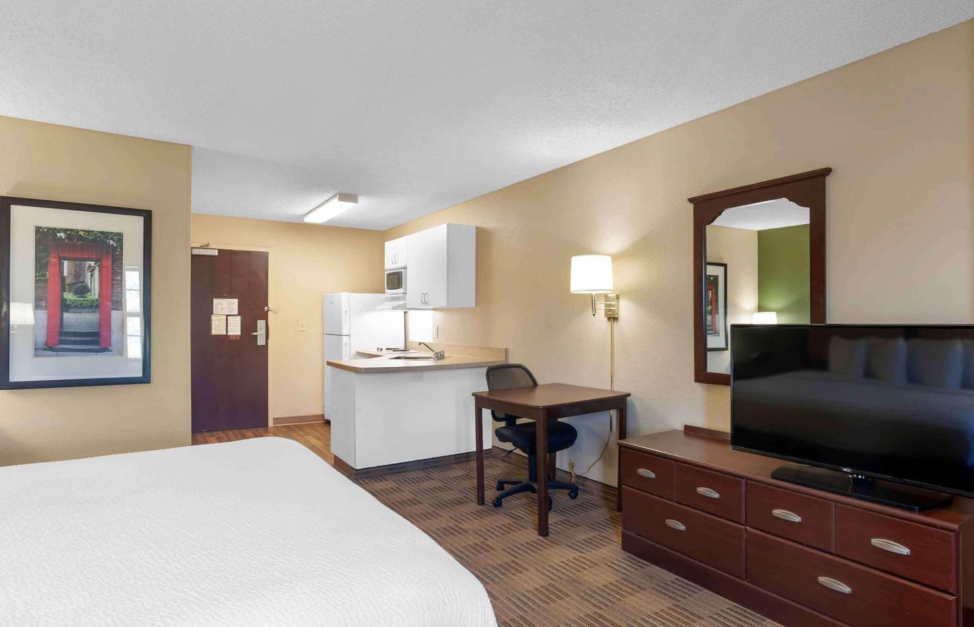 Extended Stay America Suites - Detroit - Ann Arbor - Briarwood Mall Exterior photo