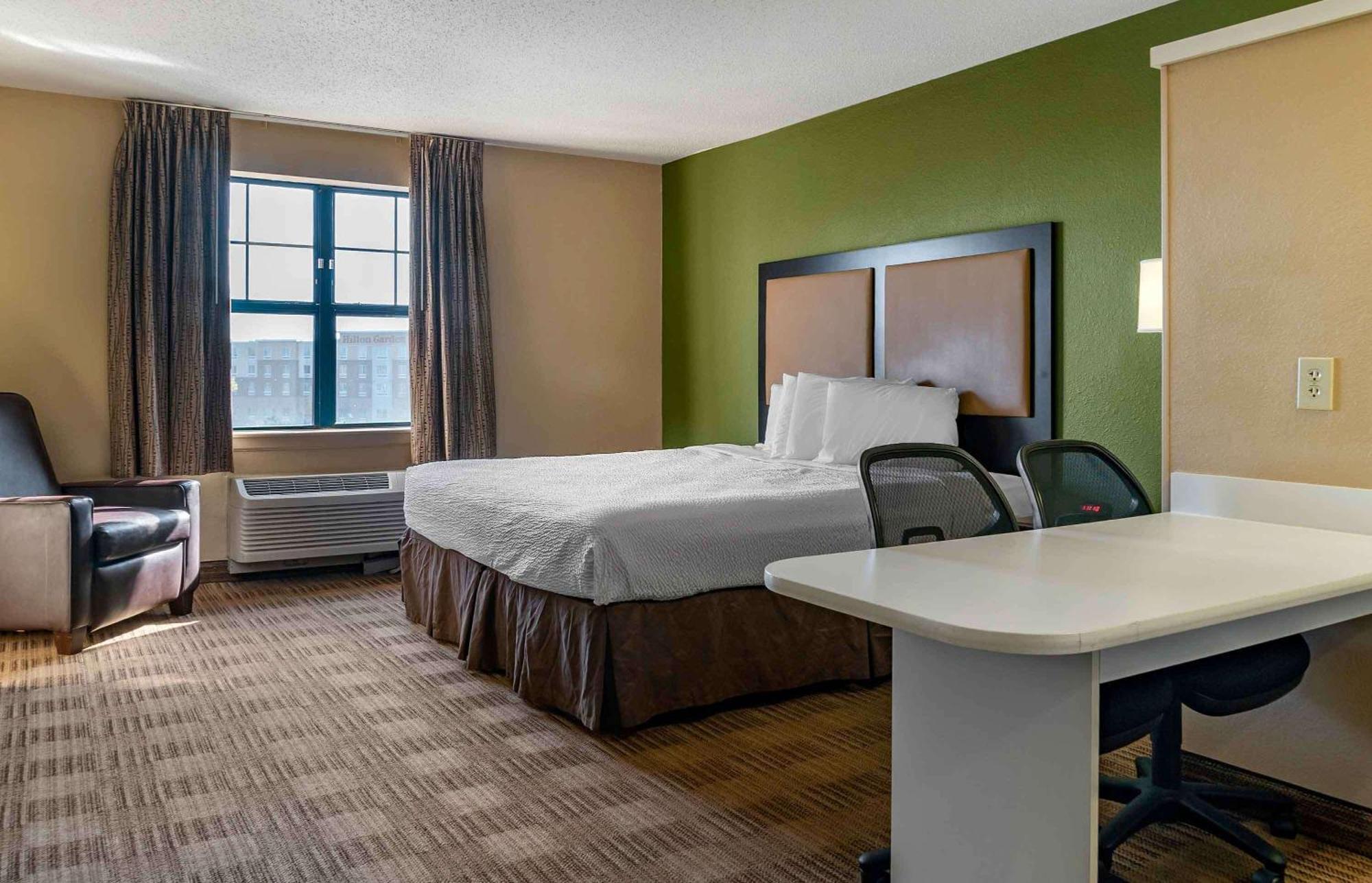 Extended Stay America Suites - Detroit - Ann Arbor - Briarwood Mall Exterior photo