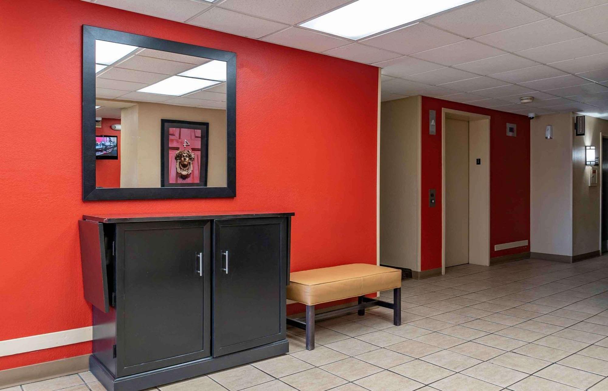 Extended Stay America Suites - Detroit - Ann Arbor - Briarwood Mall Exterior photo